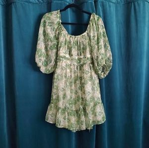 Selfie Leslie floral mini dress